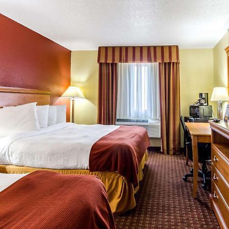 Rodeway Inn & Suites Jacksonville Near Camp Lejeune Eksteriør billede